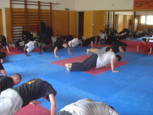 Club à PARIS 17 : DOJODO